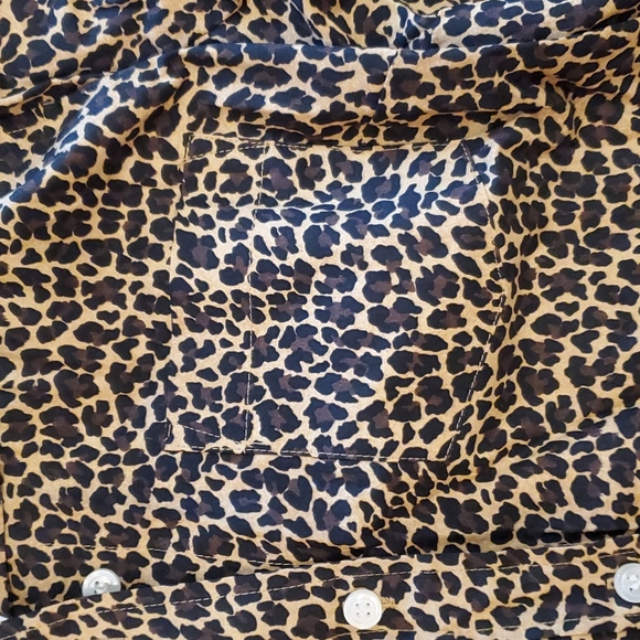 NWT Women's Leopard Button Down - Picture 3 of 5